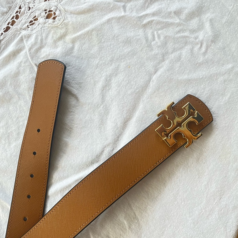 Tory Burch Reversible Belt | Brown and Black | 40in